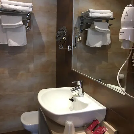 Valle De Cabezon Hotell 3*