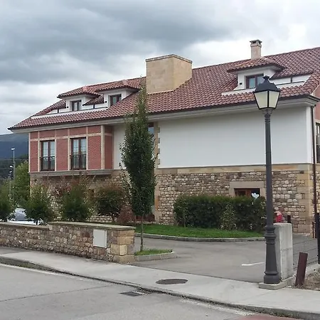 Hotel Valle De Cabezón