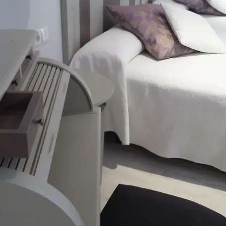 Hotel Valle De Cabezón