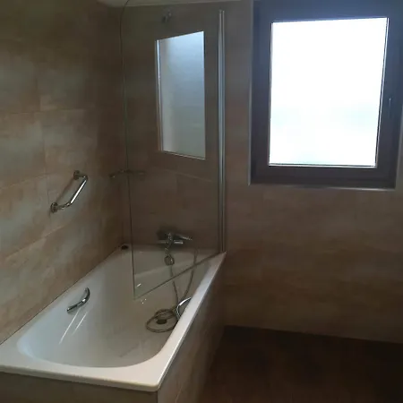 Valle De Cabezon Hotell 3*