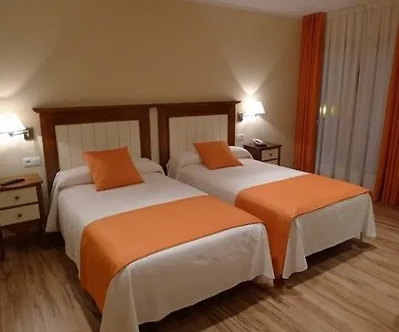 Valle De Cabezón 3*