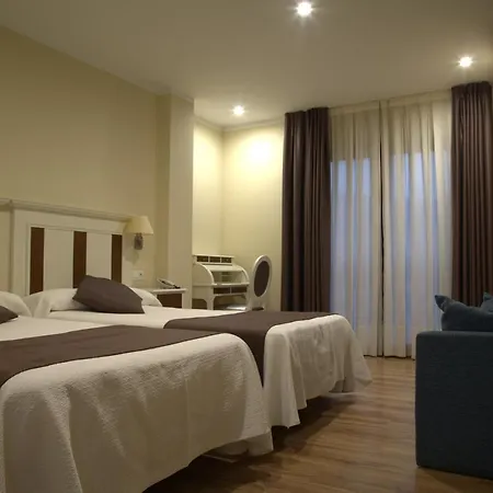 Valle De Cabezon Hotel