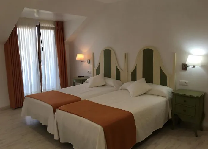 Hotel Valle De Cabezon Cabezon De La Sal