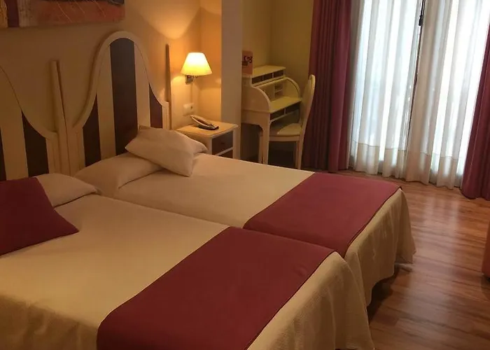 Hotel Valle De Cabezon Cabezon De La Sal