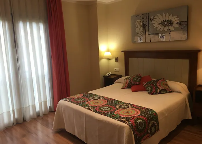 Valle De Cabezón 3*