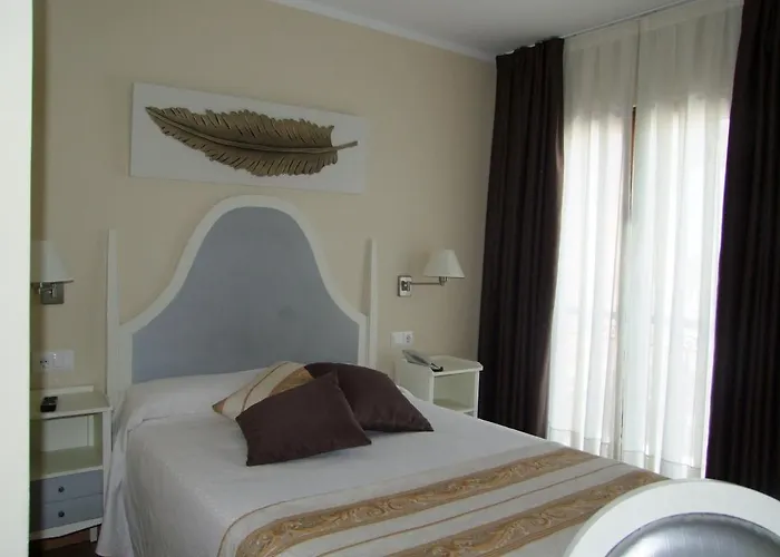 Valle De Cabezón Hotel 3*